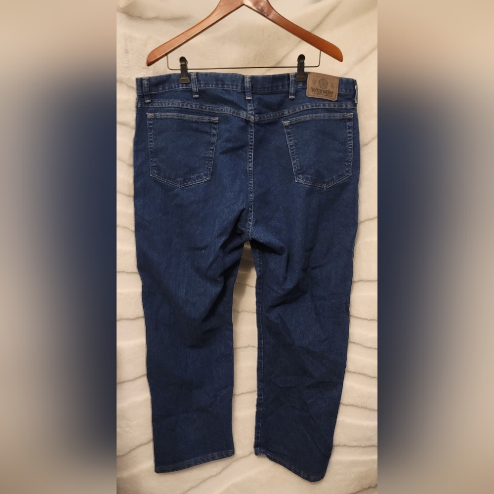 Wrangler Men's 42 x 29 Straight Leg Denim Dark Denim Jeans Regular Fit